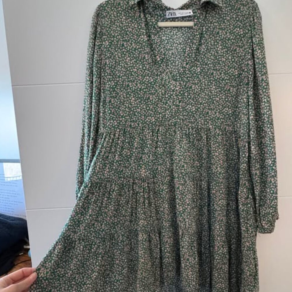 Zara Green Long Sleeved Floral Baby Doll Style
